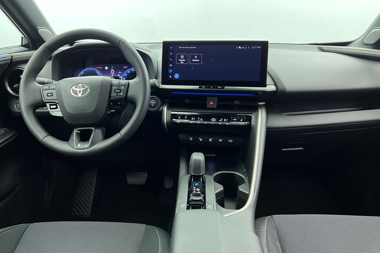 TOYOTA C-HR Hybride Rechargeable 225 — photo 8
