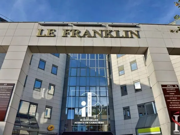Bureaux 209 m²