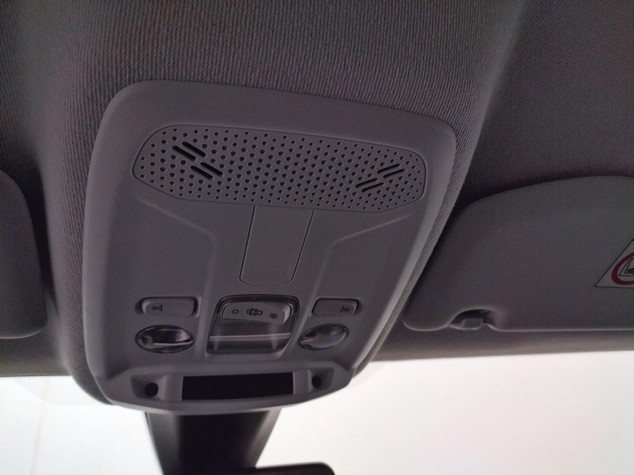 Peugeot 208 puretech 75 s&s bvm5 style — photo 20
