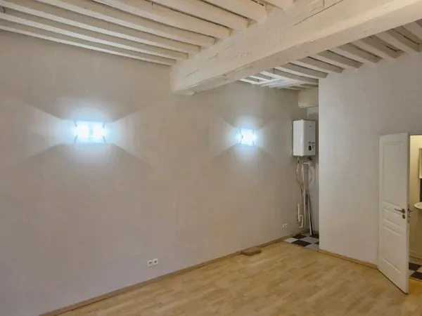 Studio meuble centre ville arret godrans