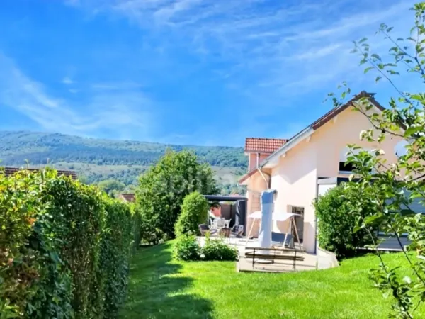Maison 8 pièces 161 m²