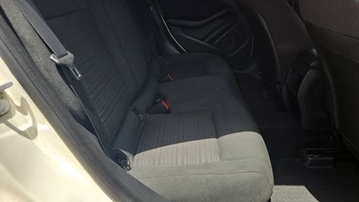 Mercedes Classe A 180 122 - Inspiration – 2015 – 84650 km – Essence – Boîte Manuelle — photo 15