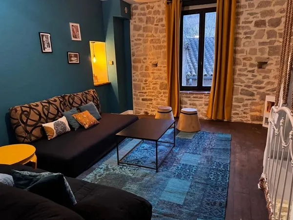 A Vendre, Bruniquel