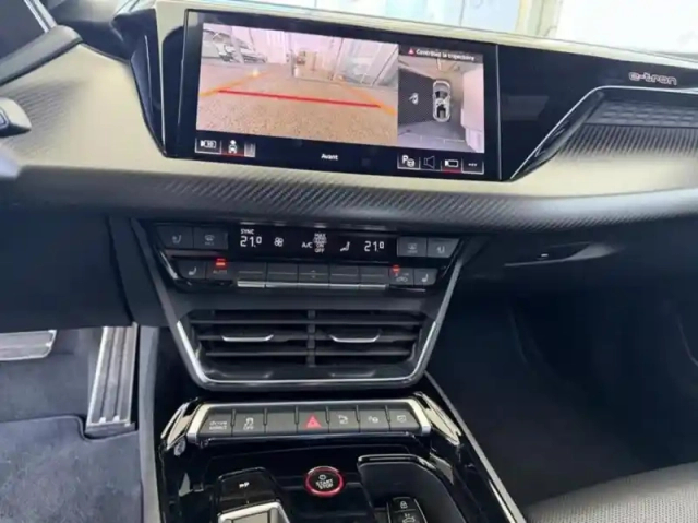 Audi E-Tron rs  gt 598ch quattro — photo 12