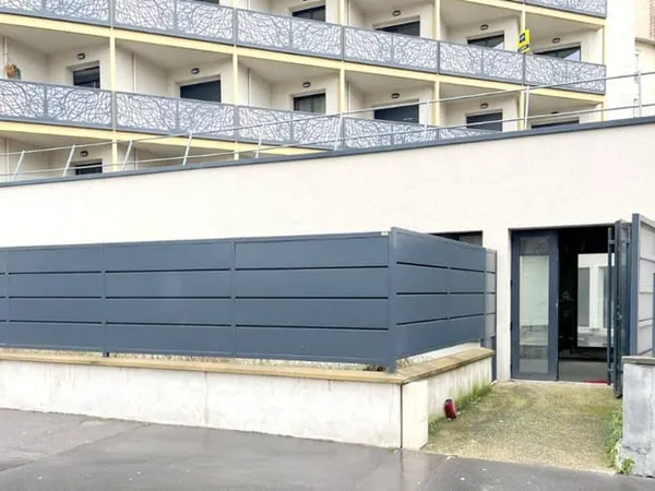Local commercial 265 m²