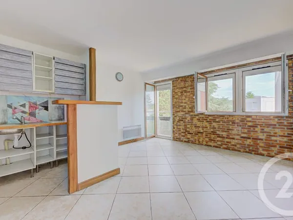 Studio 1 pièce 27 m²