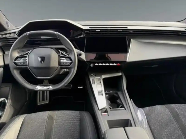 Peugeot 308 1.5 bluehdi 130ch s&amp;s gt eat8 — photo 11