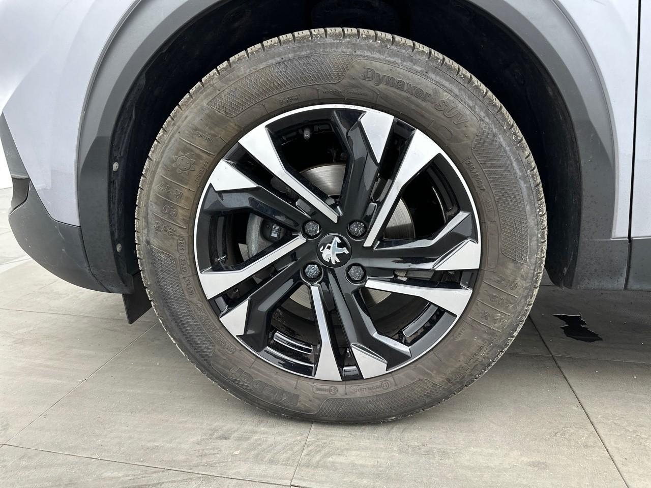 Peugeot 2008 puretech 130 s&s bvm6 allure pack — photo 14