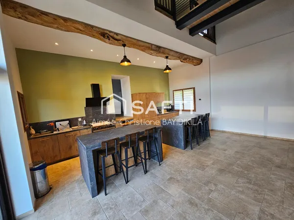 À Vendre Maison Type T5 164 m². Bévenais 38690