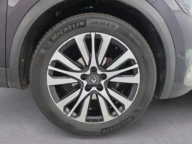 Renault Captur tce 155 edc fap — photo 164
