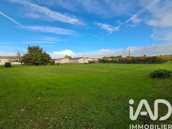 Terrain 1200 m²