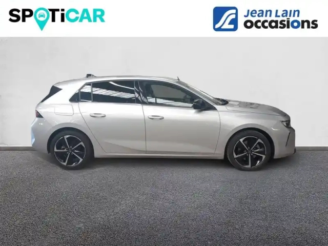 Opel Astra 1.5 diesel 130 ch bva8 — photo 4
