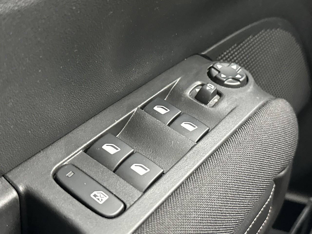 Citroën C3 Aircross puretech 130 s&s eat6 shine pack — photo 15