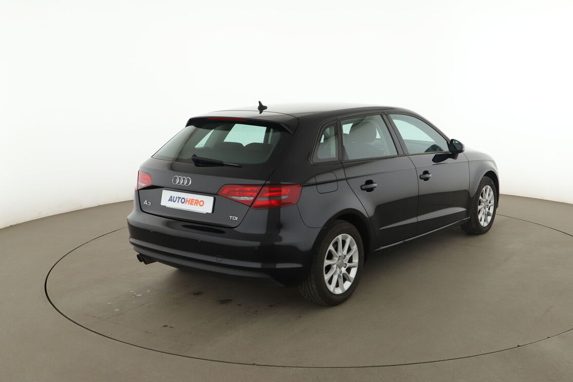 Audi A3 Sportback 2.0 TDI Business Line — photo 5