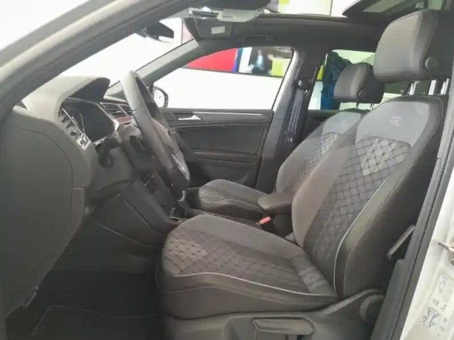 Volkswagen Tiguan 1.4 ehybrid 245ch r-line dsg6 — photo 12