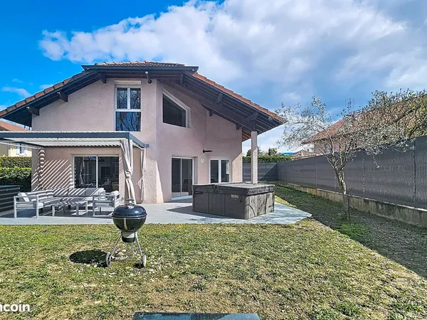 Maison 8 pièces 190 m²
