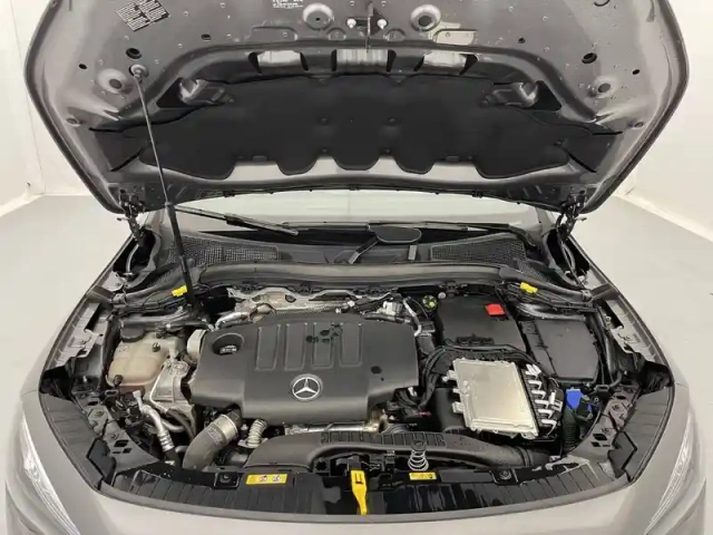Mercedes Gla 200 d 8g-dct 4matic — photo 20
