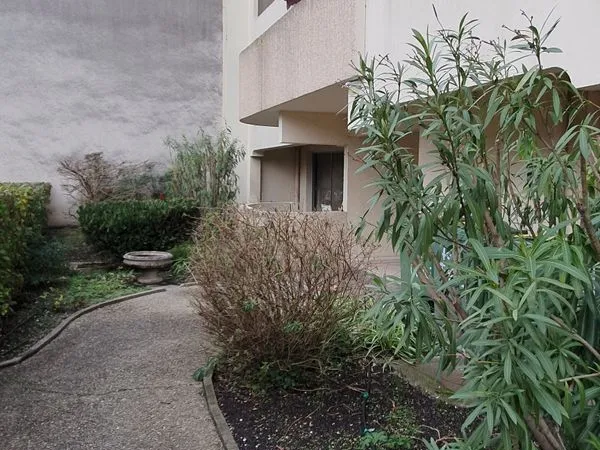 Loue appartement T1 meublé (28m2) à BORDEAUX