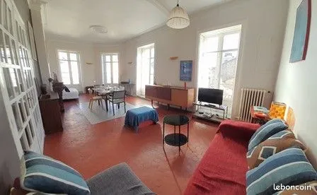 Dans appartement, grande chambre pour étudiant/Bail mobilité. MONTPELLIER CENTRE