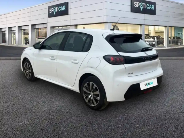 Peugeot 208 puretech 100 s&amp;s bvm6 — photo 7