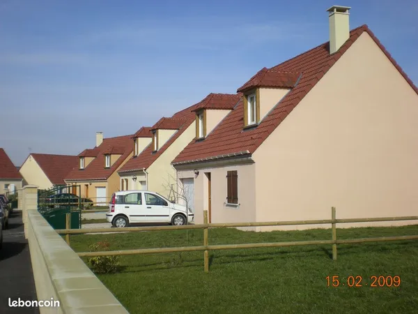 Maison individuelle de 2007 - 90 m² - Terrain 500 m² - Bonneval (28800) Idéale résidence principale 