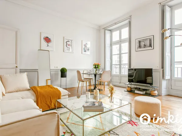 Triangle d'or - appartement T2 de charme Graslin