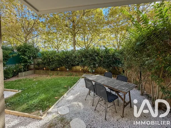 Studio 1 pièce 28 m²