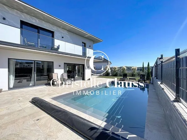 Maison 6 pièces 150 m²