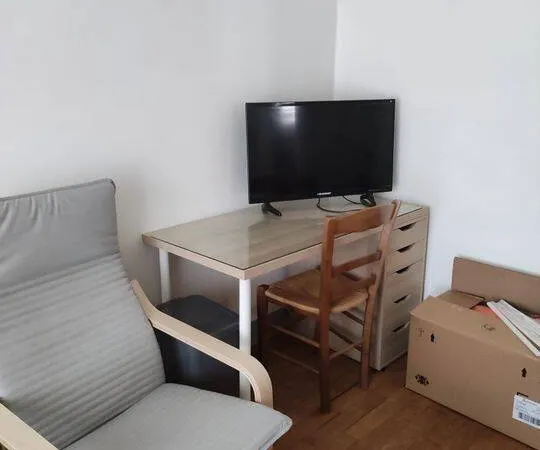 Studio 1 pièce 12 m²