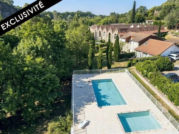 Appartement 90 m² + terrasse à PONT DE LABEAUME