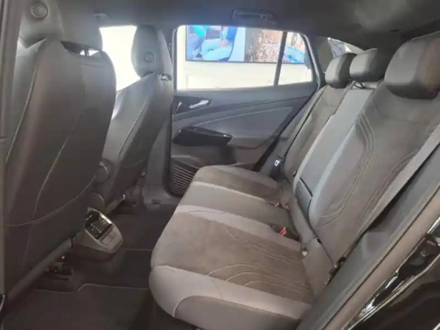 Volkswagen Id.4 174ch pro 77 kwh life plus — photo 12