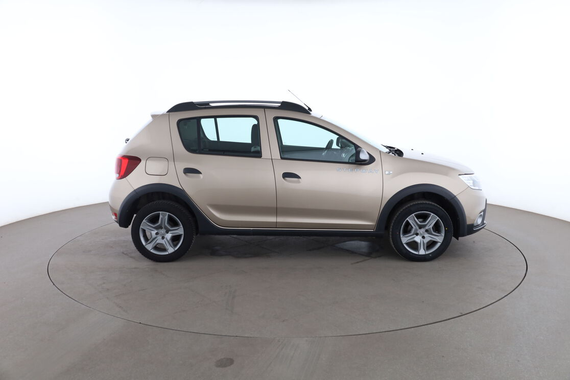 Dacia Sandero Stepway 1.5 dCi Blue — photo 6
