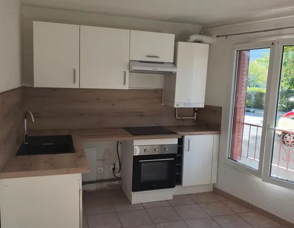 Appartement 3 pièces 50m2 à Claix pont rouge