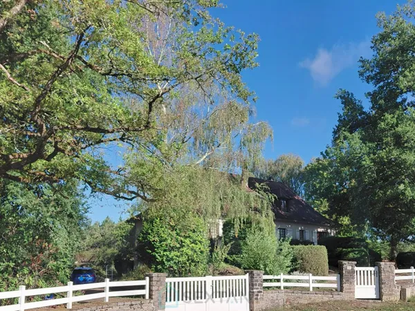 Maison 9 pièces 200 m²
