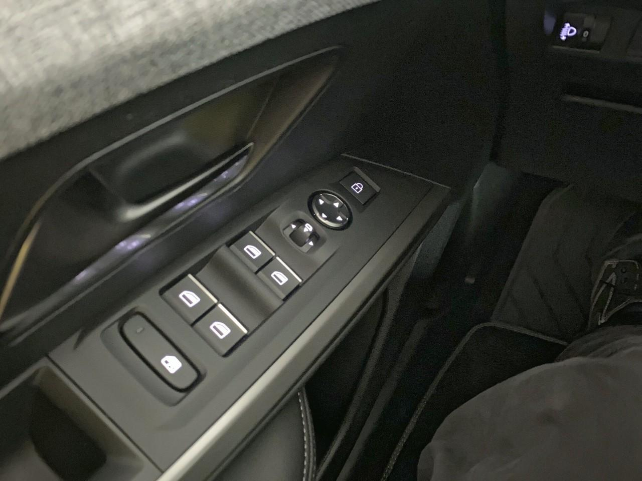 Peugeot 3008 electrique 210 ch 73 kwh allure — photo 20