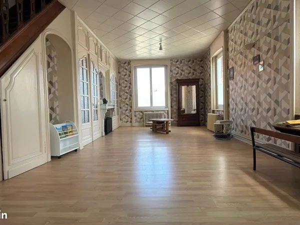Immeuble de rapport 4 pièces 472 m²