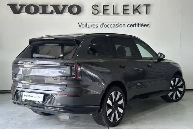 Volvo Ex90 twin performance awd 517 ch 1edt — photo 3