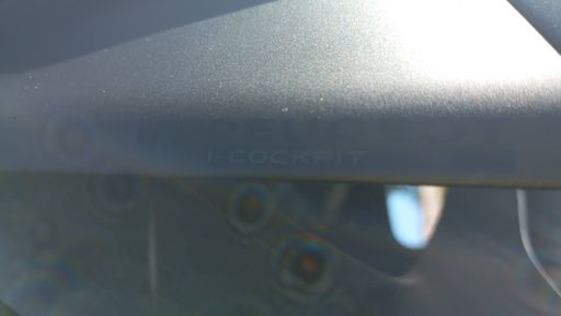 Peugeot 2008 1.2 Puretech 155 EAT8 - Gt Pack – 2022 – 52249 km – Essence – Boîte Automatique — photo 3