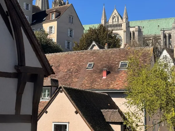 Vends appartement charmant vue cathédrale - 39m²