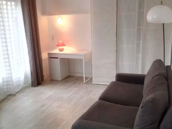 Au Calme, Proche de l'hyper centre, Appartement meublé