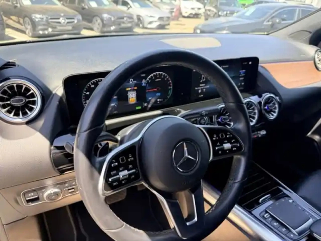 Mercedes Gla 250 e business line — photo 19