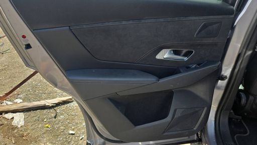 DS DS7 Crossback 1.6 THP 180 EAT8 - Performance Line – 2020 – 58876 km – Essence – Boîte Automatique — photo 14