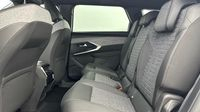 Peugeot 5008 Hybrid 145ch Allure e-DCS6 — photo 10