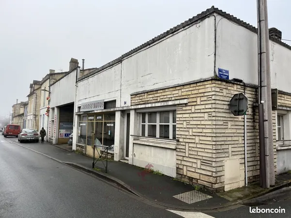 Local 1094 m² Bergerac