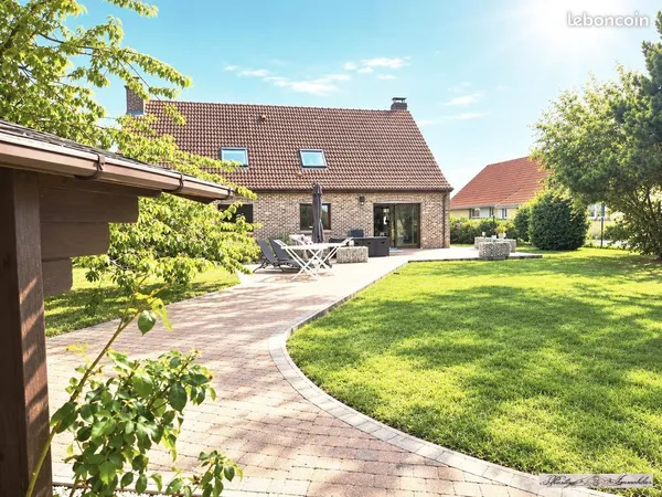 Propriété 7 pièces 180 m²