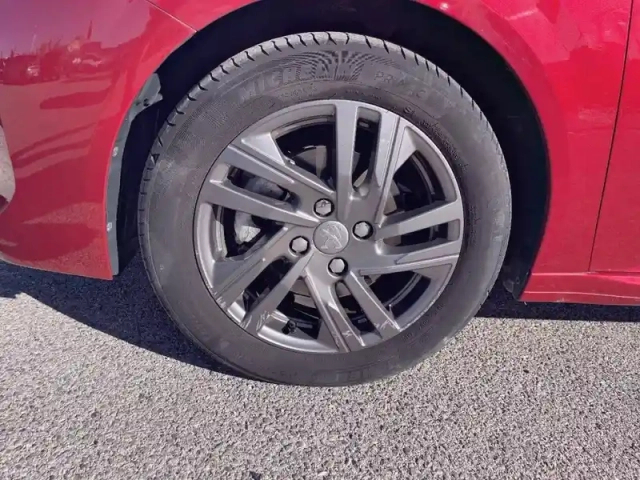 Peugeot 208 puretech 100 s&amp;s bvm6 — photo 63
