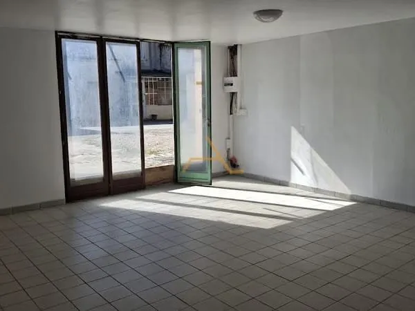 Local 34 m²