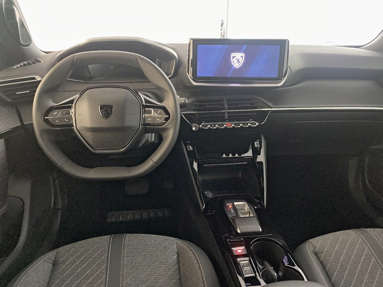 Peugeot 2008 hybrid 145 ch e-dcs6 allure — photo 8
