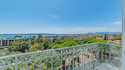 Appartement 3 pièces 93 m²