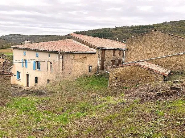 A Vendre Maison + Dependances Sur 1,2ha De Terrain Chalabre